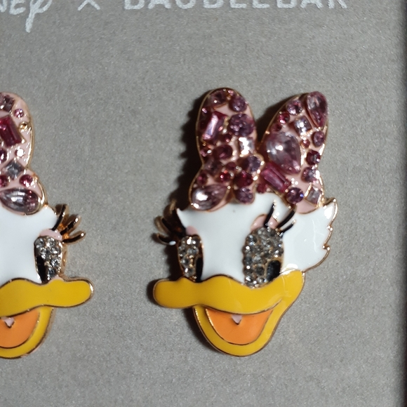 Disney BaubleBar Daisy Duck Earrings New - Picture 3 of 4